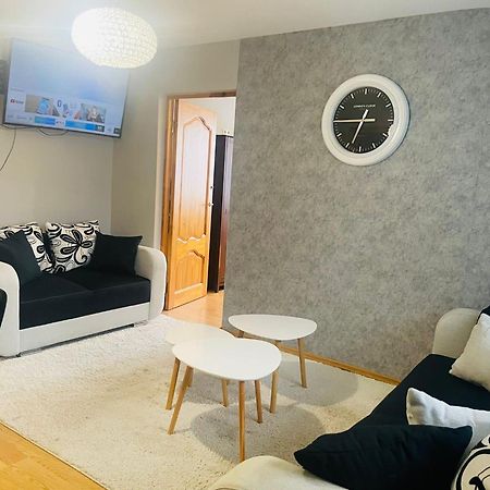 Vila"Anna" Apartment พาลังกา ภายนอก รูปภาพ