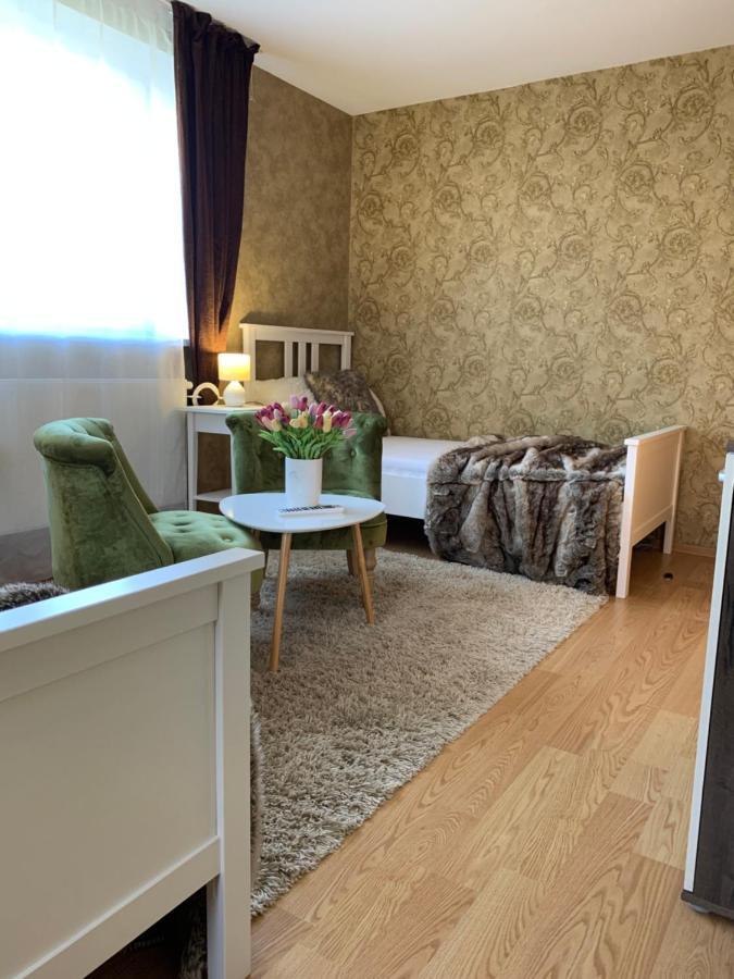 Vila"Anna" Apartment พาลังกา ภายนอก รูปภาพ