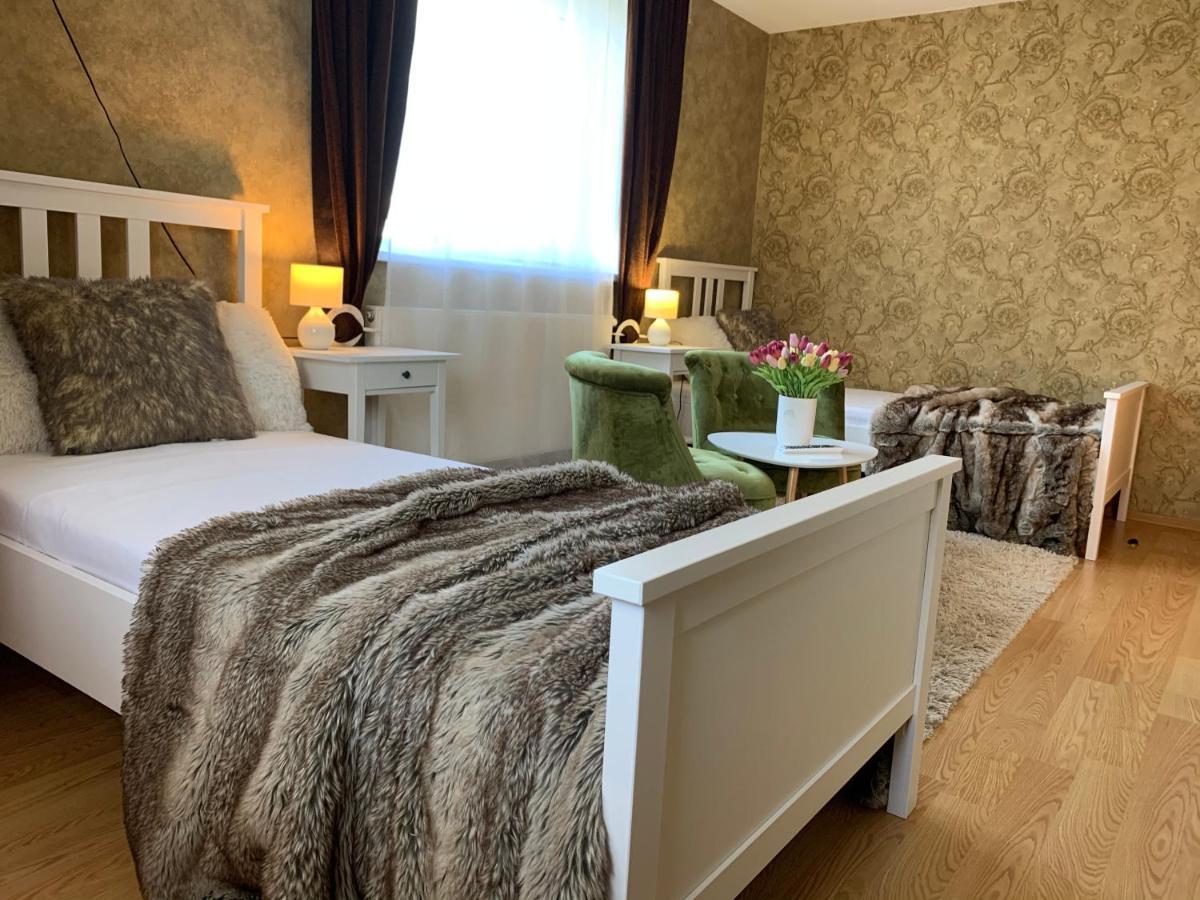 Vila"Anna" Apartment พาลังกา ภายนอก รูปภาพ