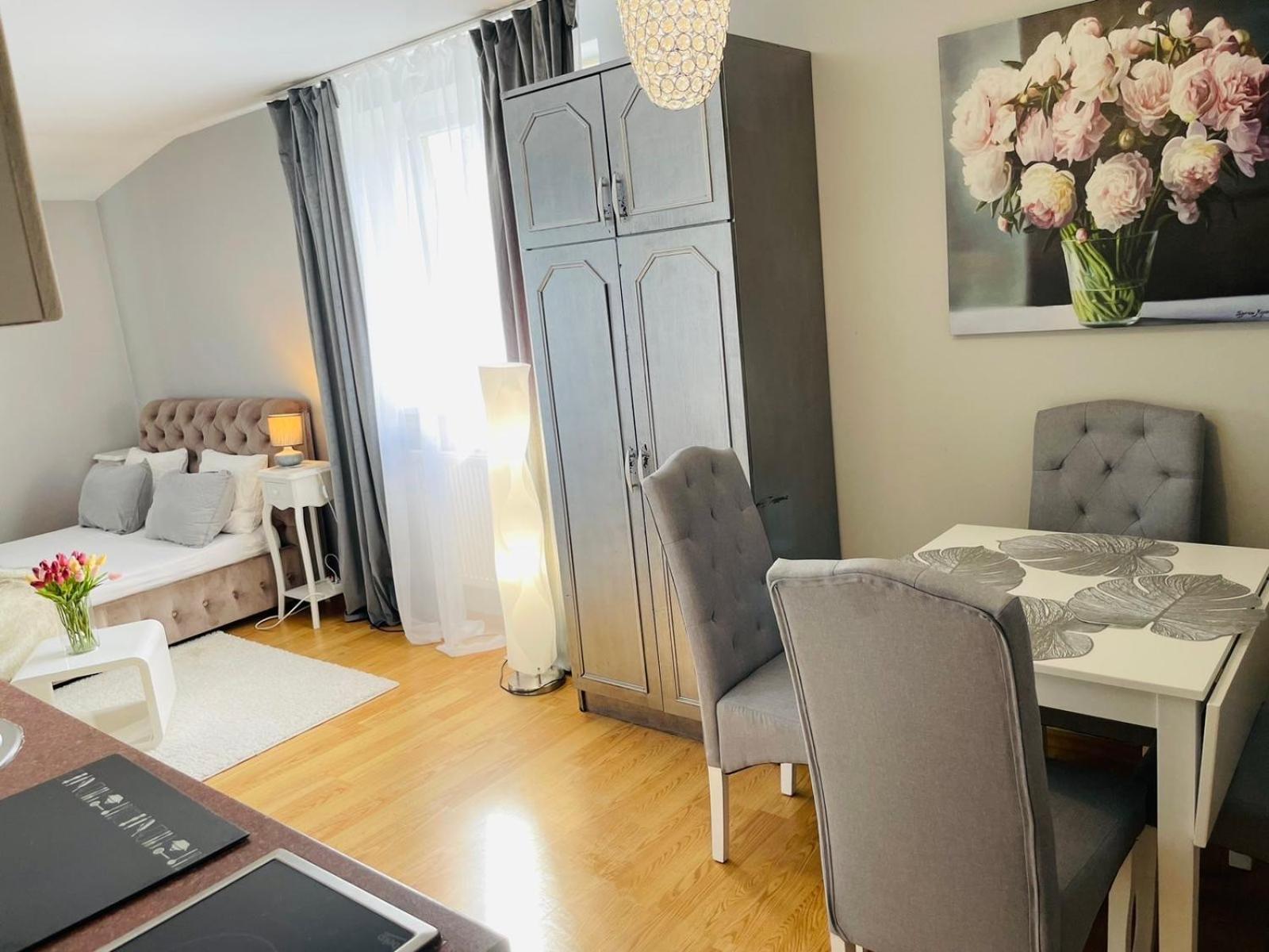 Vila"Anna" Apartment พาลังกา ภายนอก รูปภาพ